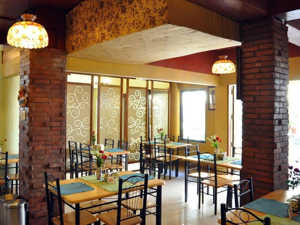 Pacific Pensionne Cebu Exterior photo